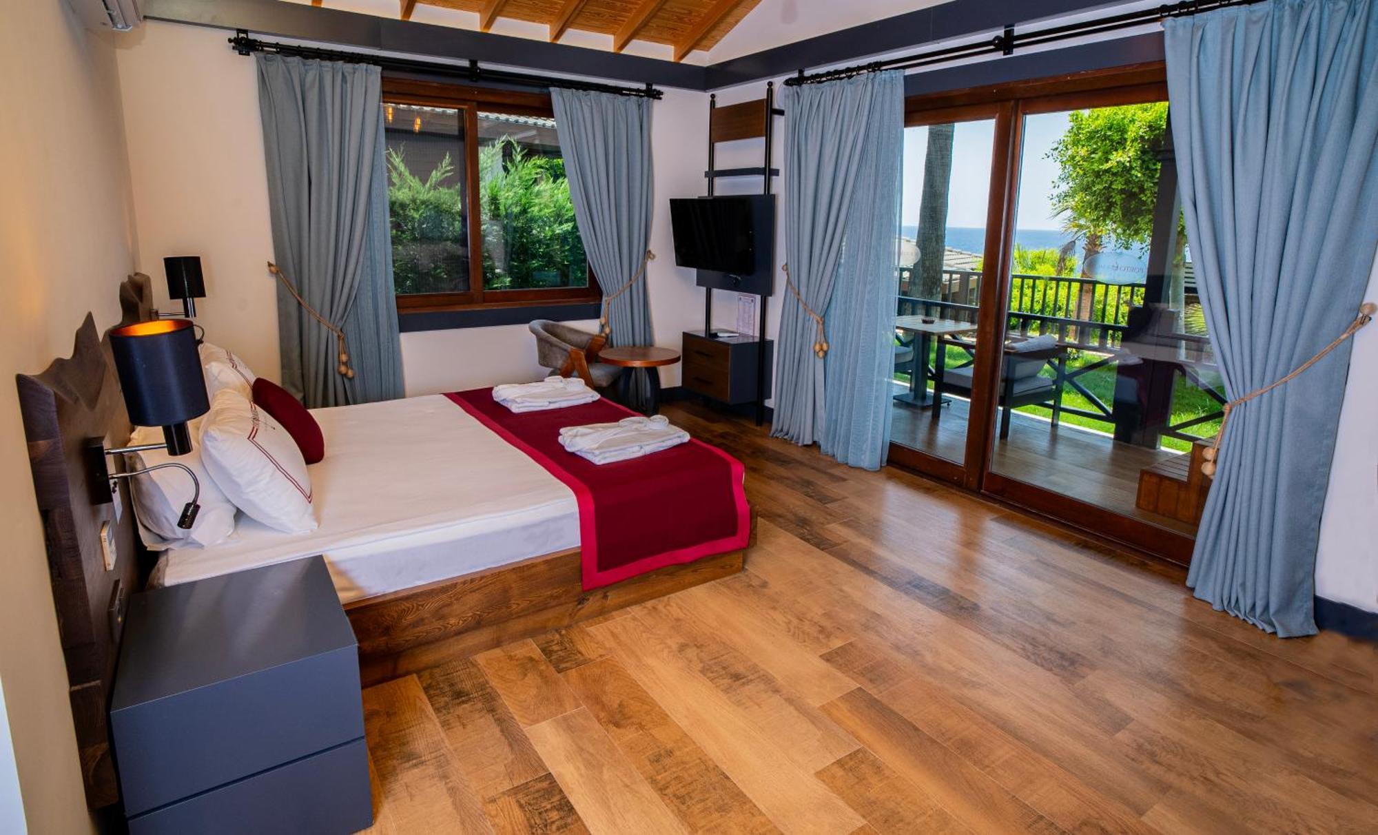 Porto Amore Club Hotel (Adults Only) Аланя Екстериор снимка