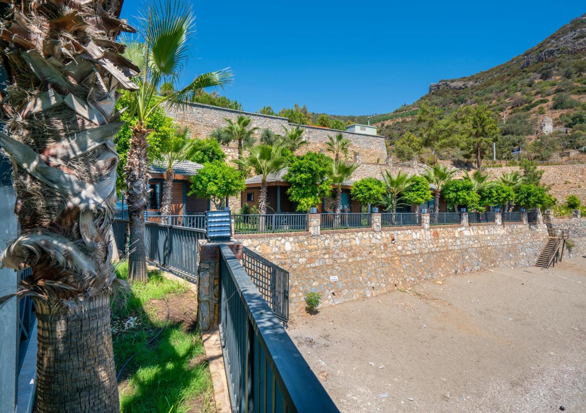 Porto Amore Club Hotel (Adults Only) Аланя Екстериор снимка